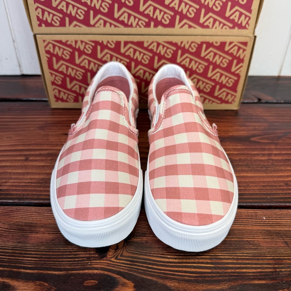 NIB Vans Classic Slip-On Gingham Rosette Pink White Checkerboard Sneakers